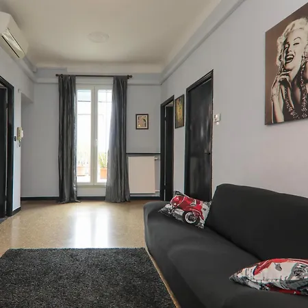 La Casa Del Viaggiatore * Genova
