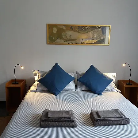 La Casa Del Viaggiatore Genua