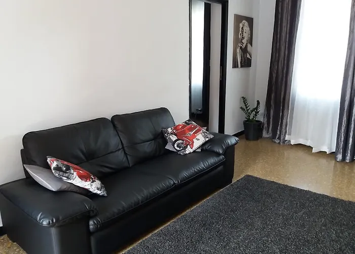 La Casa Del Viaggiatore Genua